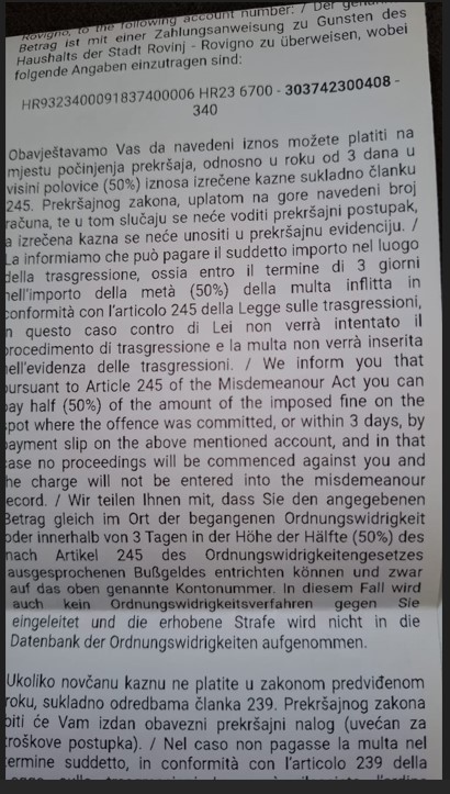 Molim Vas da regulacijom prometa pretvorite Ivana Mazuranica 16 u jednosmjernu cestu sa BIJELIM PARKIRNIM MJESTIMA